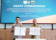 Dalam Rangka Pengamanan Pilkada 2024,Bupati Pakpak Bharat Tandatangani Naskah Perjanjian Hibah Daerah (NPHD)