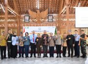 KEJATI JABAR GELAR SIDANG PERMOHONAN PERWALIAN ANAK DAN LAUNCHING APLIKASI SISTEM INFORMASI PERWALIAN ANAK DI PENDOPO KOTA BANDUNG”.