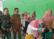 Peran Babinsa Mamak dalam Posyandu, Upaya Preventif Cegah Stunting dan Dukung Pola Hidup Sehat Warga