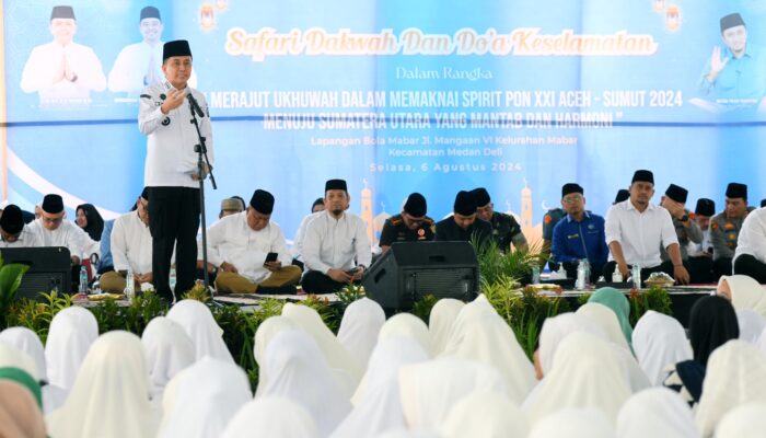 Pj Gubernur Sumut Hadiri Safari Dakwah dan Tabligh Akbar Di Kabupaten Langkat