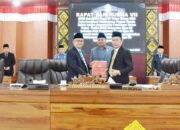 Fraksi DPRD Ogan Ilir Serahkan Laporan Dalam Rapat Paripurna VII Tahun 2024