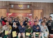 Sinergitas TNI/ POLRI,  polsek Pulomerak polres Cilegon monitor pemutahiran data,