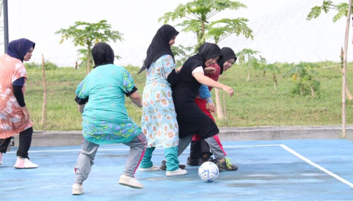 Meriahkan Hari Pengayoman Ke-79, Lapas Perempuan Gelar Lomba Bola Kaki Dangdut