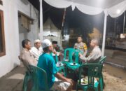 Bhabinkamtibmas Polsek Mancak Polres Cilegon Jalin Komunikasi Sosial Sambil Ngopi,