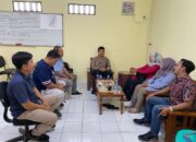 Kapolsek Bojonegara Polres Cilegon Polda Banten Bersama Panwascam Guna Wujudkan Pemilu Aman dan Damai,