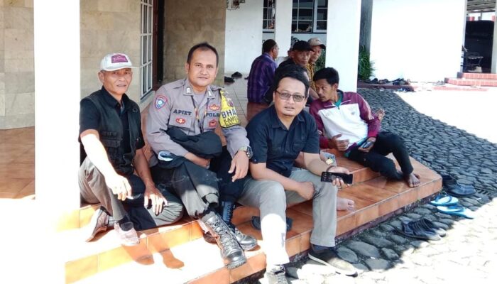 Polsek Cikoneng Sapa Masyarakat Desa Nasol