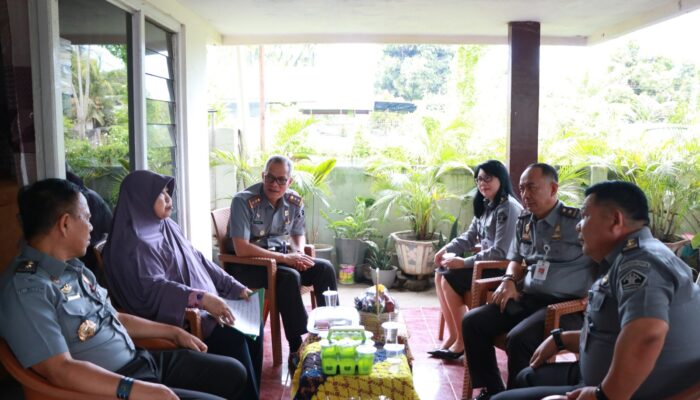 Jajaran Pimti Kemenkumham Gorontalo Kunjungi Sesepuh Pengayoman