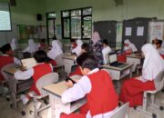 Dosen dan Mahasiswa UM Melaksanakan Penelitian Inovatif Pengembangan E-Modul Interaktif