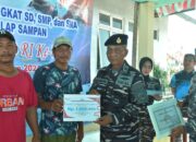 LANAL BANTEN GELAR LOMBA RENANG LAUT DAN BALAP SAMPAN MERIAHKAN HUT KE-79 RI DI PULAU PANJANG BANTEN