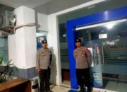 Anggota Polsek Rangkasbitung Polres Lebak Patroli Dialogis Dan Kontrol Bank BRI