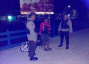 Melaksanakan Kegiatan Patroli Malam Polsek Kapuas Barat Cegah Gangguan Kamtibmas