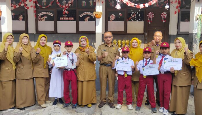 SDN 1 Pakuwon Garut Kota Sabet Emas di Kejuaraan Karate Antar Dojo