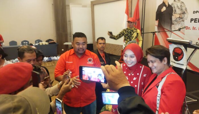 Ketua DPC PDIP Garut, Yudha Puja Turnawan Pilih Pasangan Calon Bupati dan Wakil Bupati Syakur-Putri