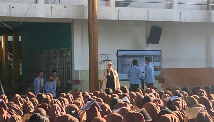 Tim Pokja Anti Perbuatan Maksiat Sosialisasikan Perbup Anti Maksiat di SMKN 1 Garut