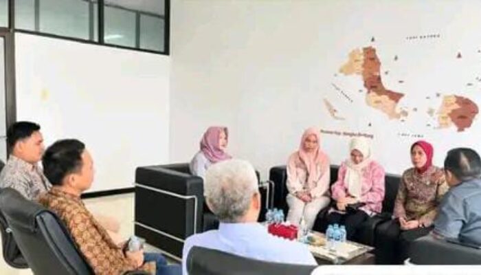 Bersama Pejabat Struktural, Kalapas Bersama Kantor BNNK Pangkalpinang Dan BNNP Bangka Belitung Gelar Kunker