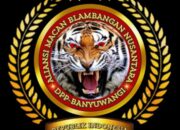 *Iwan Pendiri Aliansi Macan Blambangan Nusantara Dan Perwakilan Pimpinan Redaksi Dari Media Sergap Mitra TNI-POLRI., Mengucapkan Selamat Kepada PJ Sekda Banyuwangi.*