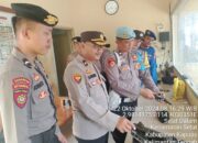 Anggota Satsamapta melaksanakan Serah Terima Piket Penjagaan bertempat di Mako Polres Kapuas.