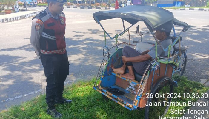 Patroli Presisi Satsamapta Polres Kapuas melaksanakan giat patroli ke beberepa tempat seperti di Jl.Tambun Bungai  di Kab.Kapuas. 