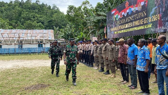 Kasdam XVIII/Kasuari Resmi Tutup Kegiatan TMMD Ke-122 Tahun 2024 di Kampung Saporkren