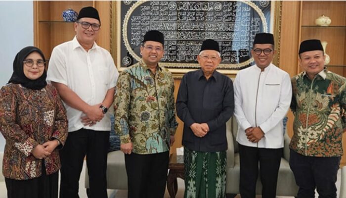 K.H.Ma’ruf Amin Minta Ulama Dukung Andra Soni, Ini Alasannya