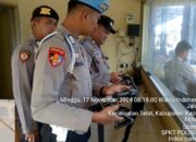 ANGGOTA SATSAMAPTA POLRES KAPUAS MELAKSANKAN SERAH TERIMA PIKET PENJAGAAN BERTEMPAT DI HALAMAN MAKO POLRES KAPUAS.
