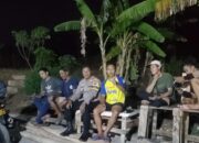 Bhabinkamtibmas Polsek Pulomerak bersama pemuda Gerem  bahas  Poliran wilayah Gerem