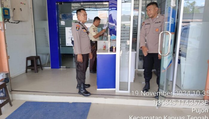 Piket Polsek giat rutin lakukan patroli ke bank BRI unit Pujon.