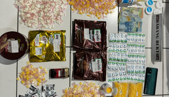 Satnarkoba Polres Cilegon  amankan pelaku Peredaran Obat Keras Tanpa Izin