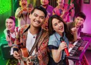 Dari Musik ke Bioskop! BION Studios dan Universal Mediatainment Rilis Poster Kedua dan Teaser Trailer Ambyar Mak Byar