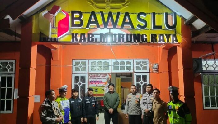 Pastikan Kondisi Yang Aman dan Kondusif, Polres Mura Patroli Malam Di Kantor Bawaslu