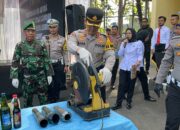 Polres Garut Musnahkan Ribuan Miras dan Knalpot Brong