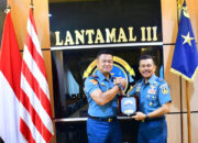 DANLANTAMAL III JAKARTA MENERIMA COURTESY CALL KADISPOTMARAL