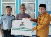 BAZNAS Maros Serahkan Donasi Untuk Imam Masjid, Guru TPQ, dan Pengurus Rumah Ibadah di Lanud Sultan Hasanuddin