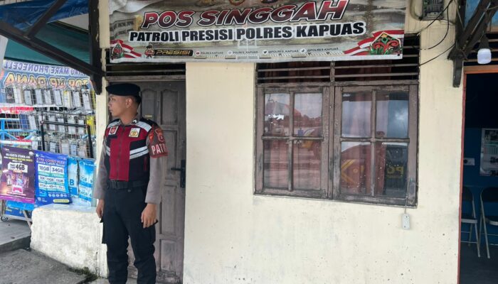 MENJAGA KEAMANAN, ANGGOTA SATSAMAPTA MELAKSANAKAN PATROLI DIALOGIS KE SEKITARAN POS SINGGAH DI KAB.KUALA KAPUAS.