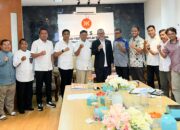 Ketua Fraksi PKS DPRD Sumut Usman Jakfar LC.MA Sambut Langsung Audensi Forum Buruh Madani Indonesia 3 Ketua Fraksi PKS DPRD Sumut Usman Jakfar LC.MA Sambut Langsung Audensi Forum Buruh Madani Indonesia
