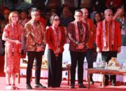 Hadiri Perayaan Cap Go Meh, Wamendagri Bima Arya Puji Toleransi di Kota Singkawang