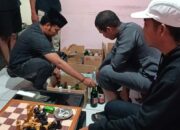 *Cipta Kondisi Jelang Ramadhan, Polisi Amankan Ratusan Botol Miras Di Pamekasan.*