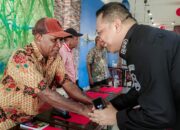 *Temui Tokoh di Jayapura, Ada Pesan Penting dari Kasatgas Humas Ops Damai Cartenz 2025.*