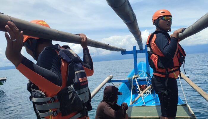 Tim SAR Gabungan Dalam Pencarian Korban Hilang Di Perairan Pantai Cibakung Kabupaten Sukabumi