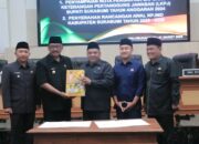 Ketua DPRD Pimpin Paripurna, Penyampaian Nota Pengantar LKPJ Bupati Sukabumi TA 2024 10 Ketua DPRD Pimpin Paripurna, Penyampaian Nota Pengantar LKPJ Bupati Sukabumi TA 2024