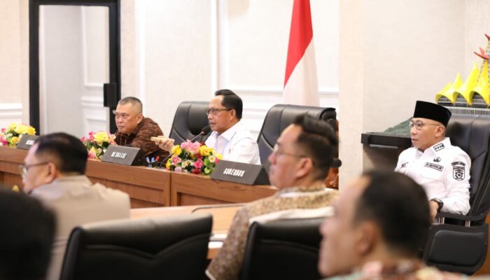 Persiapan Arus Mudik Lebaran, Mendagri Minta Pemda Segera Cek Kondisi Jalan dan Lakukan Perbaikan