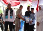BNN RI Memberikan 250 Paket Sembako Kepada Warga Kampung Bahari Tanjung Priok 3 BNN RI Memberikan 250 Paket Sembako Kepada Warga Kampung Bahari Tanjung Priok