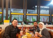 Keluarga Besar Angling Kusumah,S.M. : Aktivis Muda Garut yang Menyampaikan Ucapan Selamat Hari Raya Idulfitri 1 Syawal 1446 H