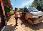 Petugas Piket Sambangi Pemukiman Warga Pastikan Situasi Kamtibmas Dalam Keadaan Kondusif dan aman 9 Petugas Piket Sambangi Pemukiman Warga Pastikan Situasi Kamtibmas Dalam Keadaan Kondusif dan aman