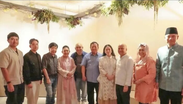 Tokoh Sentral Sang Penyambung Silaturahmi Istana