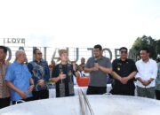 Gubernur Sumut Bobby Nasution bersama Bupati se Kawasan Danau Toba Hadiri Mangan Baggal di Pantai Bebas Parapat 21 Gubernur Sumut Bobby Nasution bersama Bupati se Kawasan Danau Toba Hadiri Mangan Baggal di Pantai Bebas Parapat