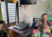 Kapolres Bangka Barat Siaran Langsung di Radio Pilar, Ajak Warga Jaga Kamtibmas 15 Kapolres Bangka Barat Siaran Langsung di Radio Pilar, Ajak Warga Jaga Kamtibmas