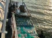 Bakamla RI Gagalkan Penyelundupan Beras dan Gula Pasir Subsidi di Sei Nyamuk Sebatik, Kaltara 2 Bakamla RI Gagalkan Penyelundupan Beras dan Gula Pasir Subsidi di Sei Nyamuk Sebatik, Kaltara
