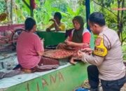 Bhabinkamtibmas Polsek Puloampel Datangi warga Dalam Sambang Dialogis 10 Bhabinkamtibmas Polsek Puloampel Datangi warga Dalam Sambang Dialogis