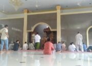 Polri Untuk Masyarakat Polsek Pulomerak Makmurkan Masjid Bersama Warga 5 Polri Untuk Masyarakat Polsek Pulomerak Makmurkan Masjid Bersama Warga